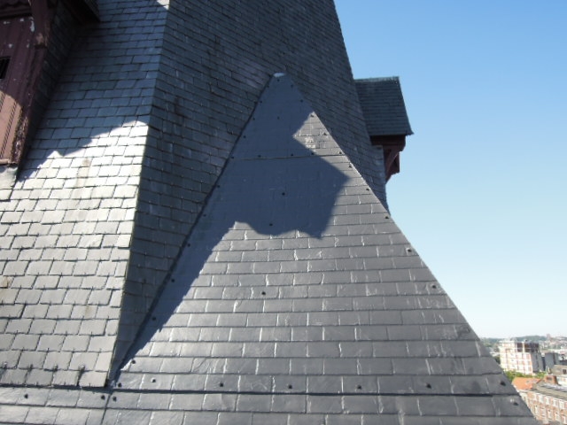 Toiture église ardoises (2).JPG